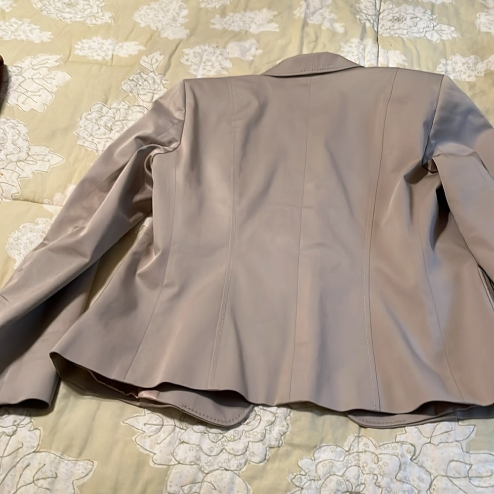 Tan Smart Lightweight Jacket. Single Button, Pock… - image 5